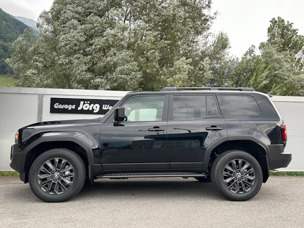 Toyota Land Cruiser 2.8 D 48V Invincible