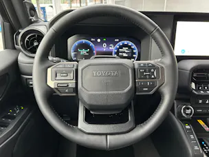 Toyota Land Cruiser 2.8 D 48V Invincible