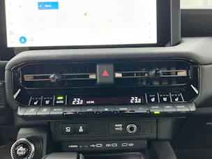 Toyota Land Cruiser 2.8 D 48V Invincible