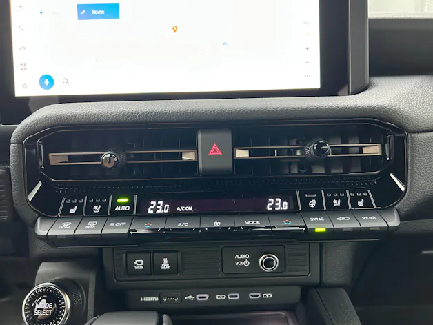 Toyota Land Cruiser 2.8 D 48V Invincible