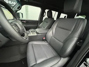 Toyota Land Cruiser 2.8 D 48V Invincible