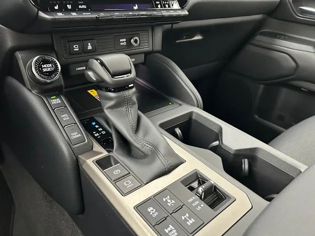 Toyota Land Cruiser 2.8 D 48V Invincible