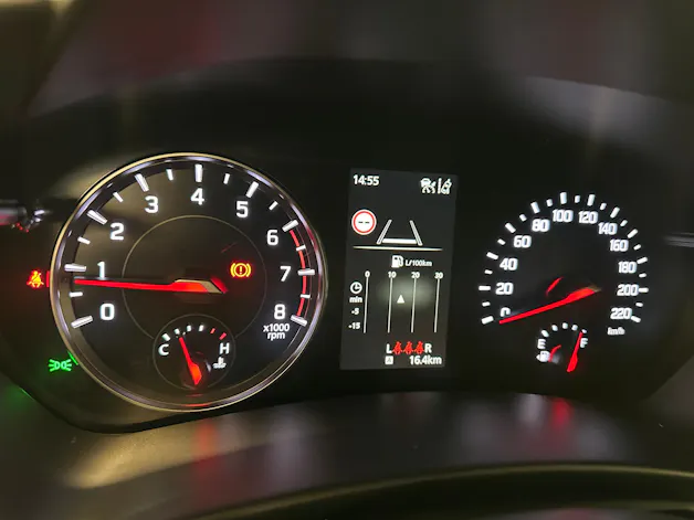 Suzuki Swift 1.2 Sakura Top Hybrid 4x4