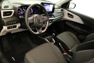 Fahrzeugbild SUZUKI Swift 1.2 Sakura Top Hybrid 4x4