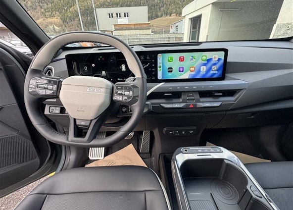 Vehicle image 8 Vehicle image 8