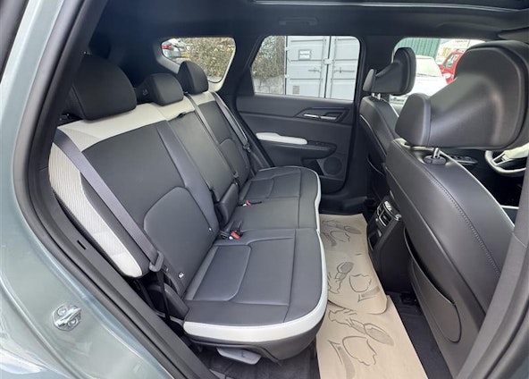 Vehicle image 7 Vehicle image 7