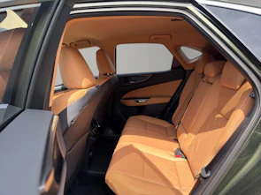 Fahrzeugbild LEXUS NX 450h+ Comfort