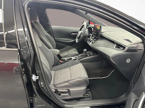 image du véhicule TOYOTA Corolla Touring Sports 2.0 HSD Swiss Edition