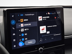 Vehicle image TOYOTA Yaris Cross 1.5 VVT-i HSD Trend AWD-i