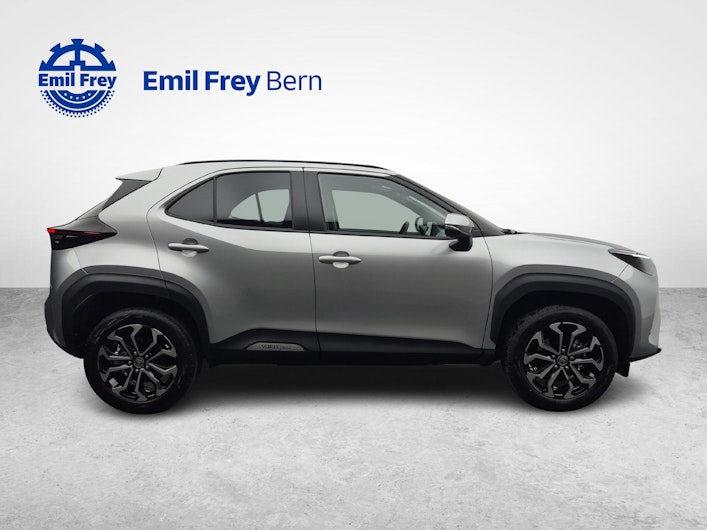 Vehicle image TOYOTA YARIS CROSS