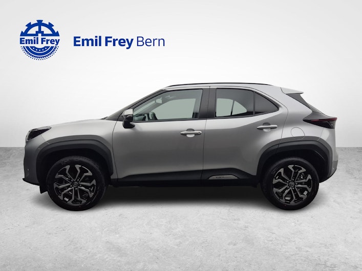 Vehicle image TOYOTA YARIS CROSS