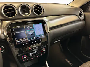 Suzuki Vitara 1.4 T Sakura Top Hybrid 4x4