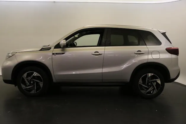 Suzuki Vitara 1.4 T Sakura Top Hybrid 4x4