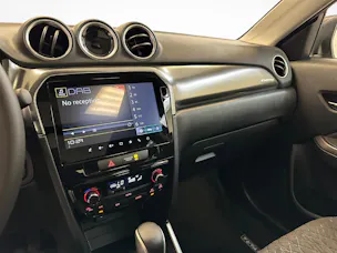 Suzuki Vitara 1.4 T Sakura Top Hybrid 4x4