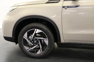 immagine del veicolo SUZUKI Vitara 1.4 T Sakura Top Hybrid 4x4