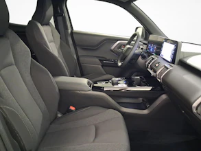 https://vehicle.imgix.net/4161667/a5509ad5-8022-4179-9e23-218bdb598e81.jpg