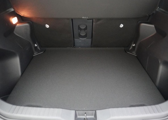 Vehicle image 21 Vehicle image 21