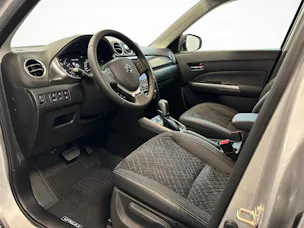 Suzuki Vitara 1.4 T Sakura Top Hybrid 4x4