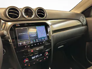 Suzuki Vitara 1.4 T Sakura Top Hybrid 4x4