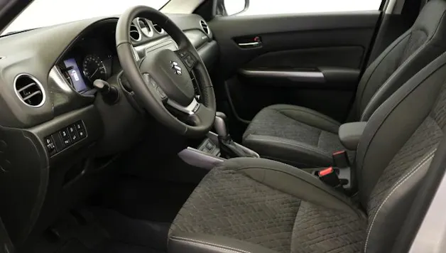 Suzuki Vitara 1.4 T Sakura Top Hybrid 4x4