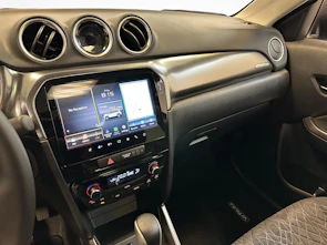 Fahrzeugbild SUZUKI Vitara 1.4 T Sakura Top Hybrid 4x4