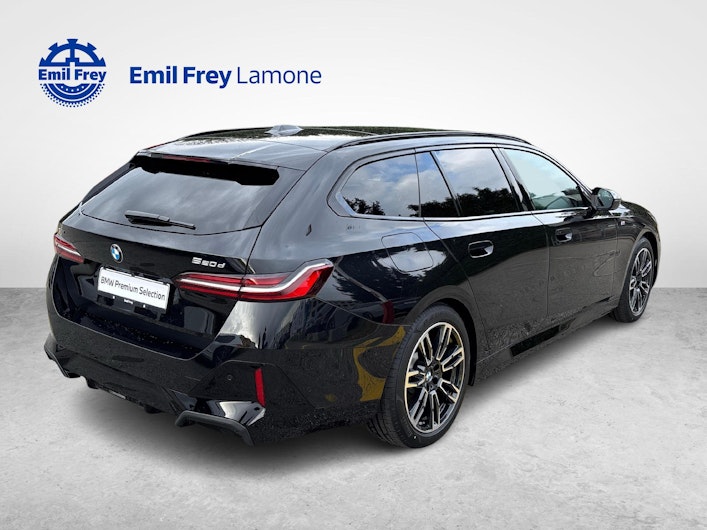 Vehicle image BMW 5 SERIES