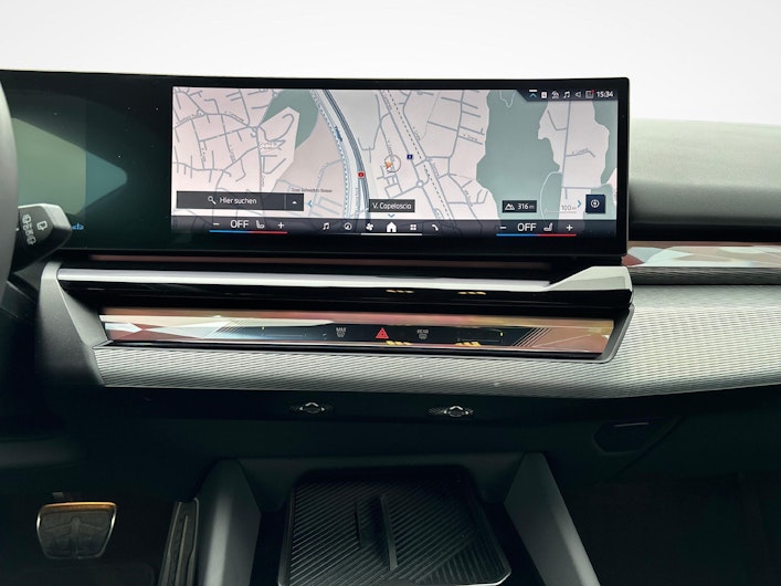 Vehicle image BMW 5 SERIES