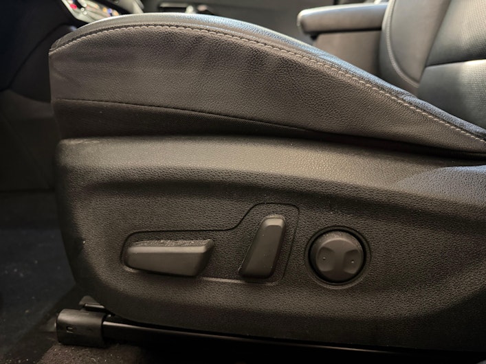 Vehicle image KIA NIRO