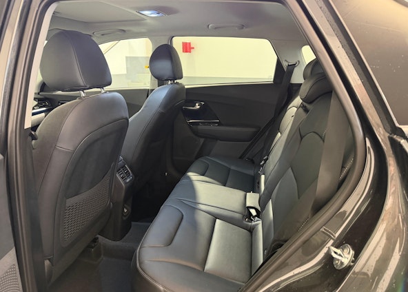 Vehicle image 3 Vehicle image 3