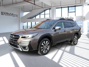 SUBARU OUTBACK 3