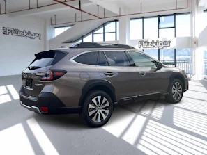 SUBARU OUTBACK 7