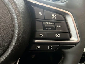 SUBARU OUTBACK 16