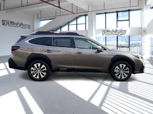 Subaru Outback 2.5i Final Edition