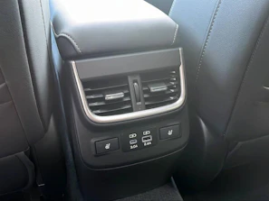 SUBARU OUTBACK 30
