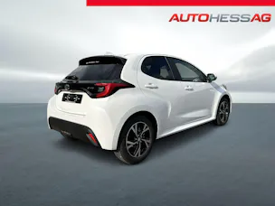 Toyota Yaris 1.5 VVT-i HSD Trend