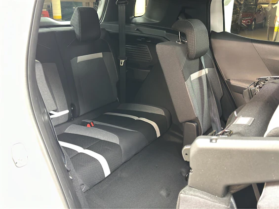 immagine del veicolo 16 immagine del veicolo 16