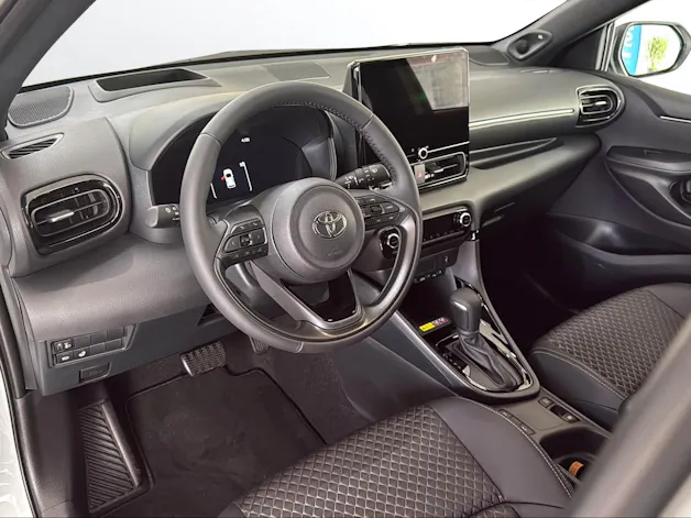 Toyota Yaris 1.5 VVT-i HSD Premium