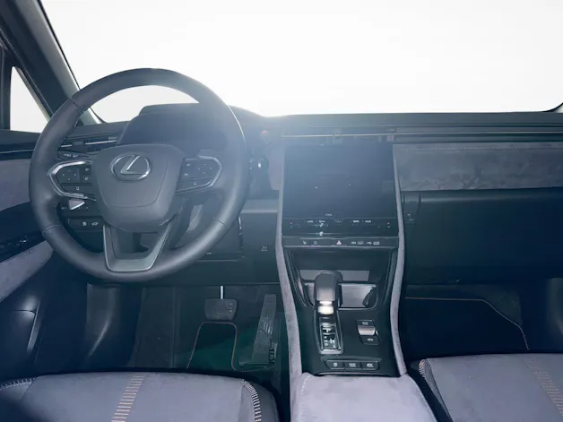 Lexus LBX 1.5 Hybrid Cool AWD