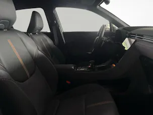 Lexus LBX 1.5 Hybrid Cool AWD