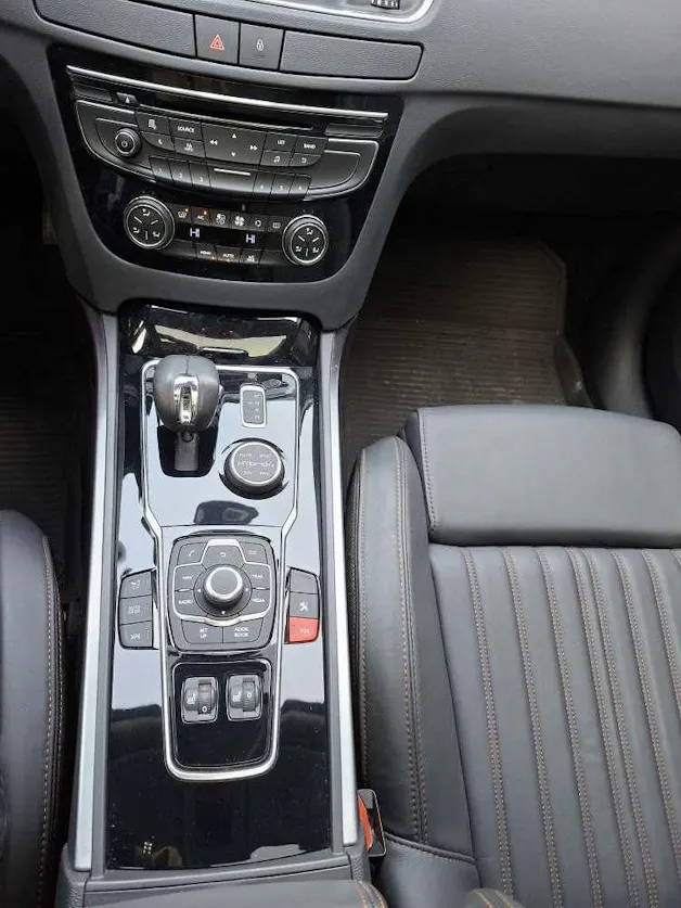 Peugeot 508 SW RXH 2.0 HDi HYbrid4