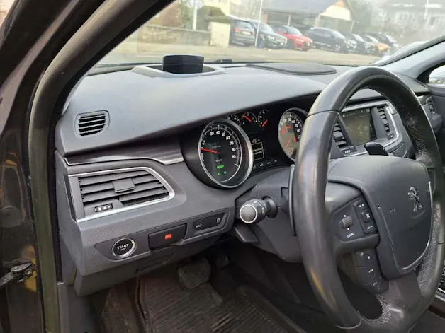 Peugeot 508 SW RXH 2.0 HDi HYbrid4