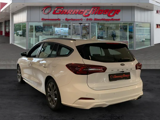 Ford Focus SW 1.0i EcoB Hybrid 155 ST-Line
