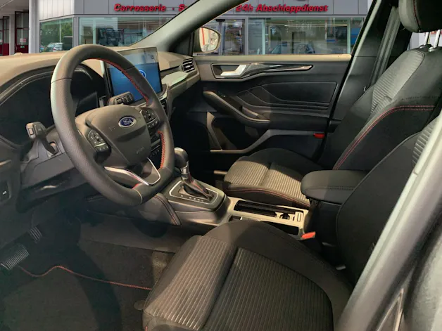 Ford Focus SW 1.0i EcoB Hybrid 155 ST-Line X