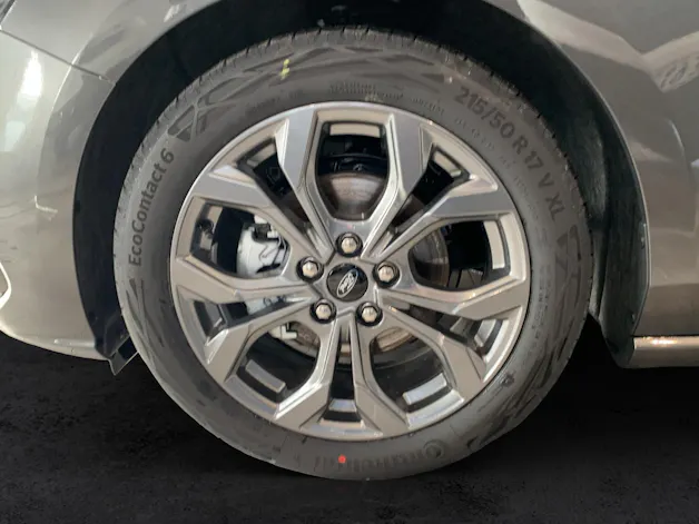 Ford Focus SW 1.0i EcoB Hybrid 155 ST-Line X