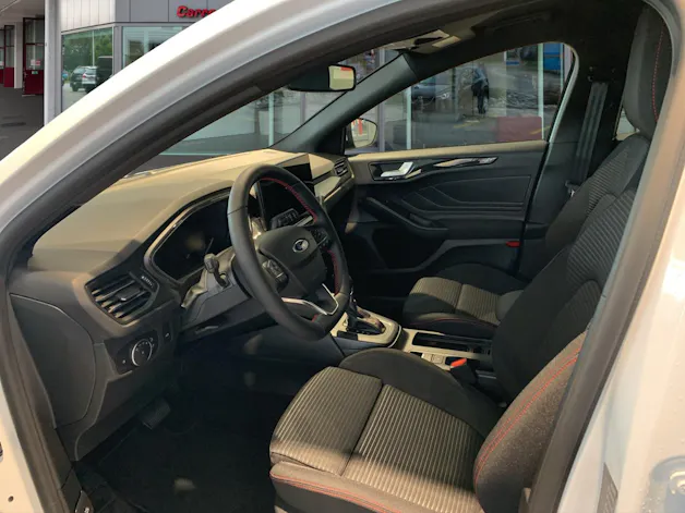 Ford Focus SW 1.0i EcoB Hybrid 155 ST-Line