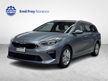 Vehicle image KIA Ceed SW 1.6 CRDi MHEV Power + Pneumatici invernali