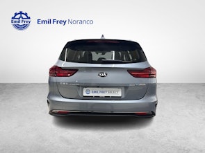 Vehicle image KIA Ceed SW 1.6 CRDi MHEV Power + Pneumatici invernali