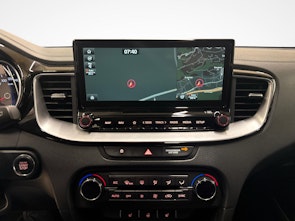 Vehicle image KIA Ceed SW 1.6 CRDi MHEV Power + Pneumatici invernali