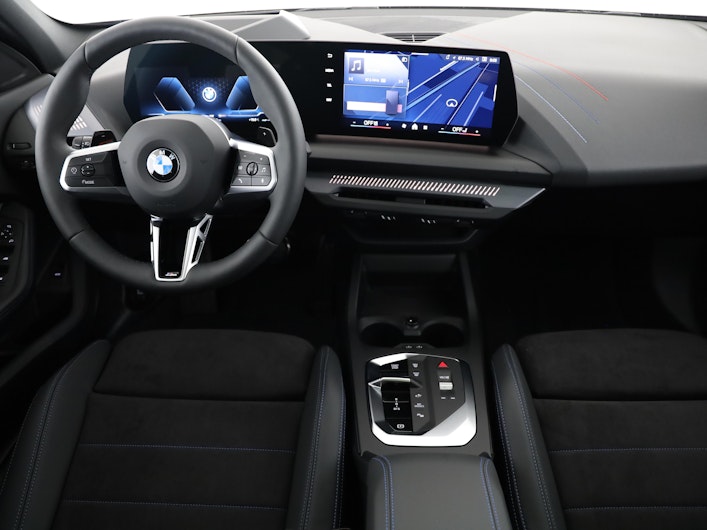 Vehicle image BMW 1 SERIES