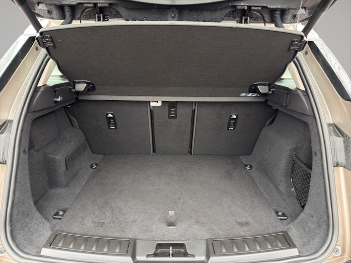 Vehicle image LAND ROVER RANGE ROVER EVOQUE